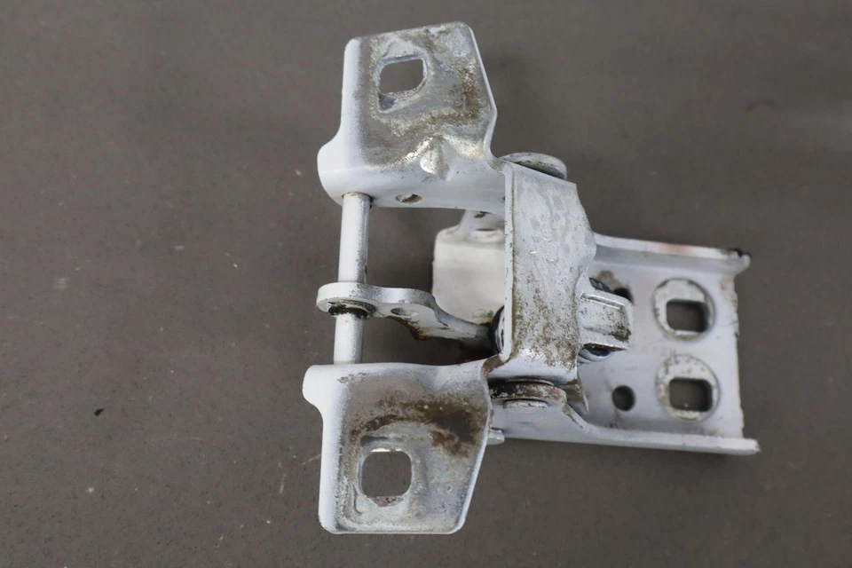 2002 道奇 Ram 2500 第 2 代乘客右前门铰链原始设备制造商 — 第 3/4 张图片