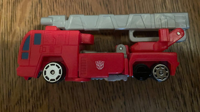 Hasbro Transformers Robots In Disguise: Optimus Prime Fire Truck