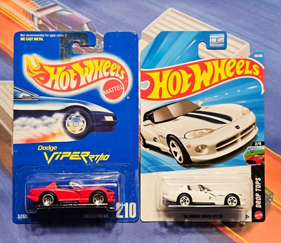 #ad LOT of 2 HOTWHEELS #210 RED Dodge Viper RT 10 BLUE CARD 5 SPOKES amp; #x27;26 VIPER TH $59.99