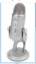 Blue Yeti USB Microphone Silver Freestanding,...