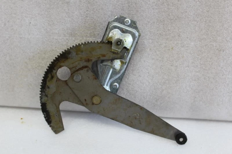 Plymouth Acclaim 1994 pasajero derecho puerta trasera ventana regulador manual Foto 2 de 4