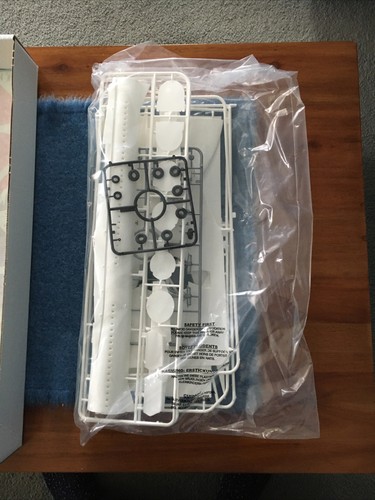 1/72 Airfix BAC Aerospatiale Concorde (09005) Model Kit - Picture 18 of 22
