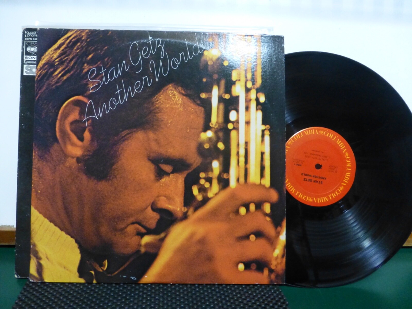 STAN GETZ ANOTHER WORLD. LOOKS UNPLAYED. JAZZ NEAR MINT.  2  LP