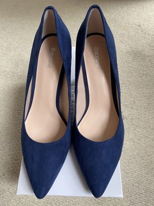 navy suede heels