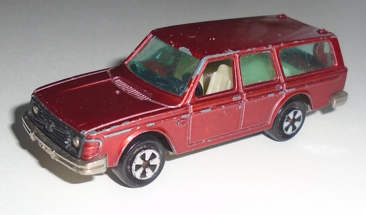 MAJORETTE VOLVO 245 Ancienne Petite Voiture EUR 15,00