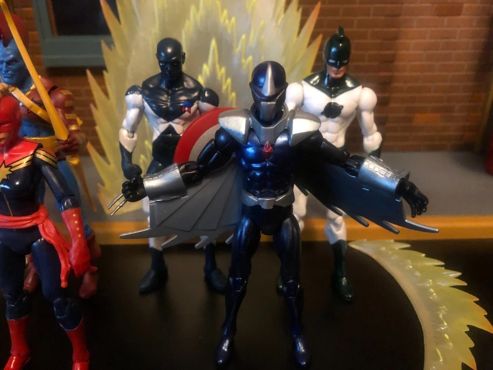 Hasbro Marvel 3.75" Cosmic Lote de 5!!! Capitana Marvel, Darkhawk, Guardianes!!! Foto 3 de 3