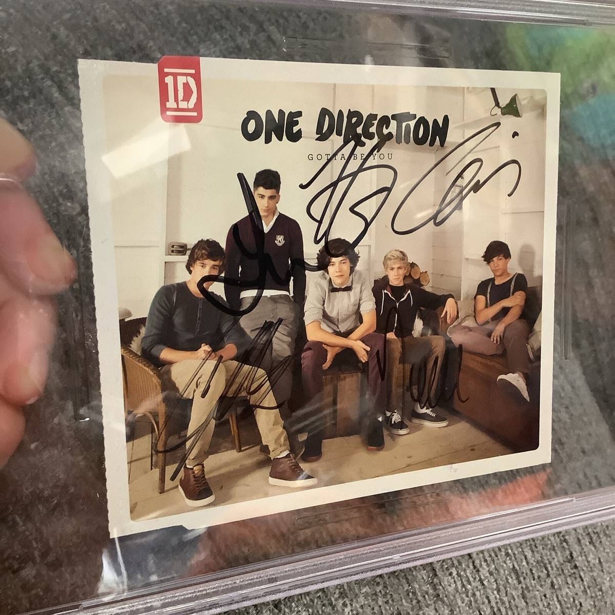 One Direction Full Band Signed Autograph Gotta Be You CD Cover