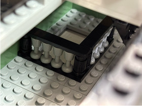 Lego Creator Green Grocer 10185 100% Complete Set w/ Original Box & Instructions