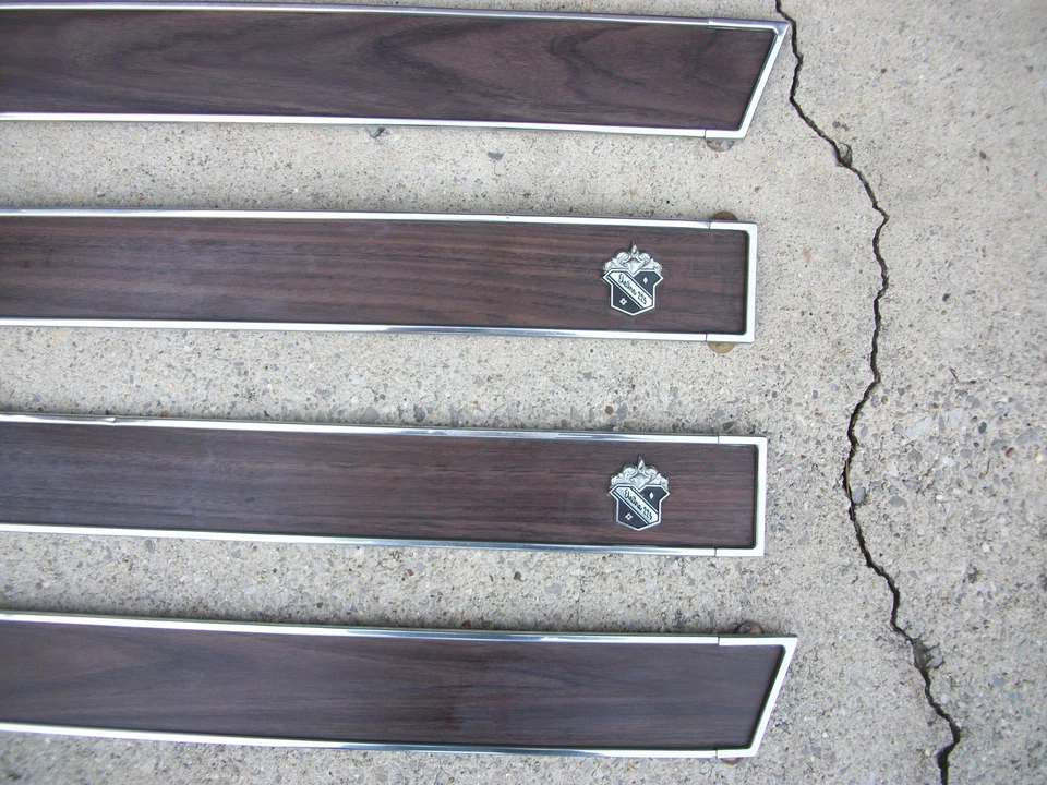 1967 BUICK ELECTRA 4DR INTERIOR DOOR PANEL INSERT w/ BUICK EMBLEM - Image 2 of 4