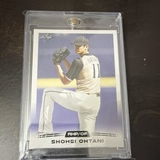 Leaf 2018 Retail Shohei Ohtani #03 Baseball Trading Card MLB Base Set