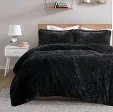 Intelligent Design Black Shaggy Fur Duvet Cover Set Full/Queen