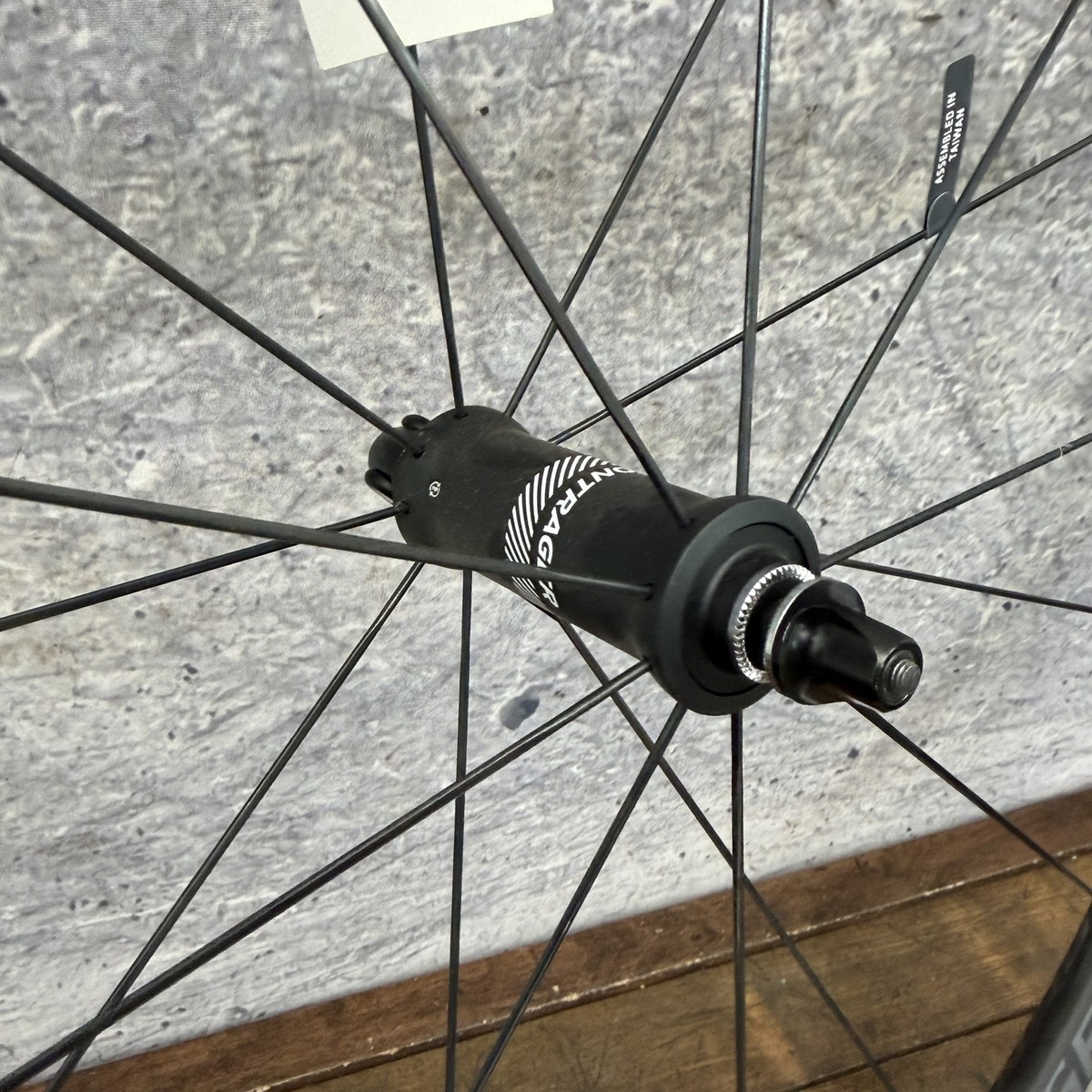 Bontrager Paradigm Comp TLR 700c Front Wheel Rim Brake QR Clincher