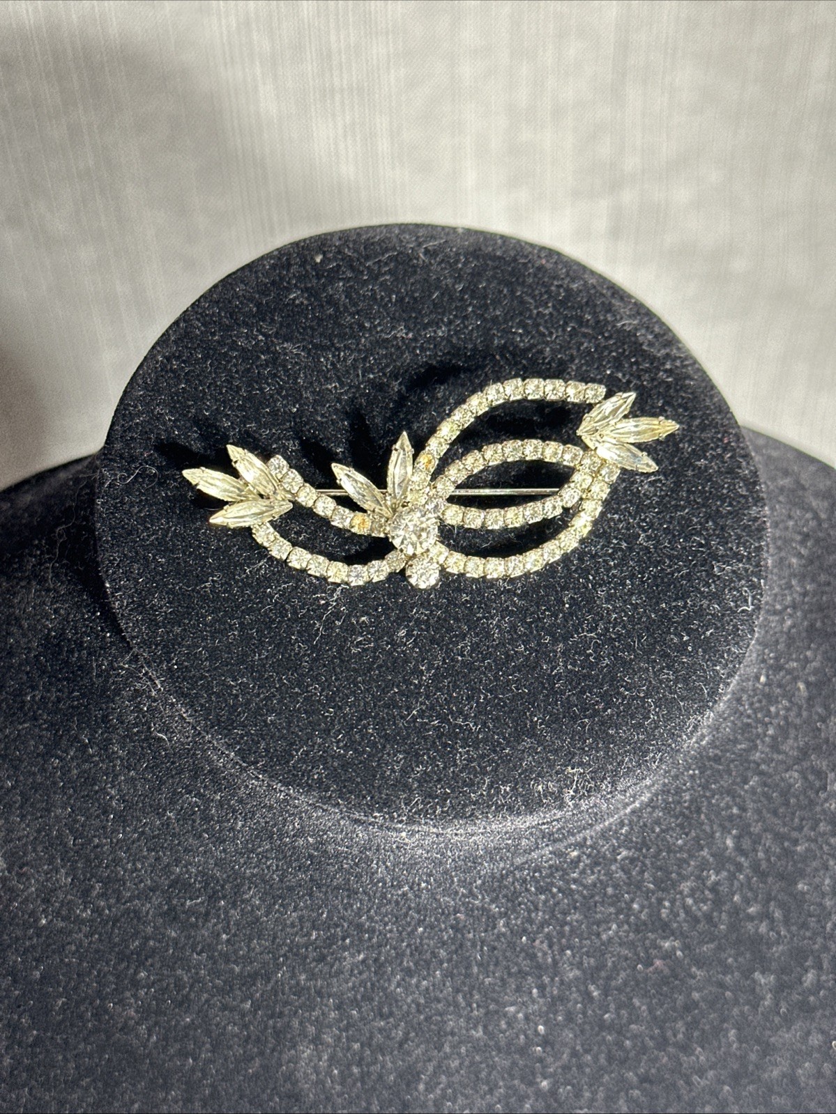 Hobe Signed Rhinestone Brooch Vintage Clear Cryst… - image 5