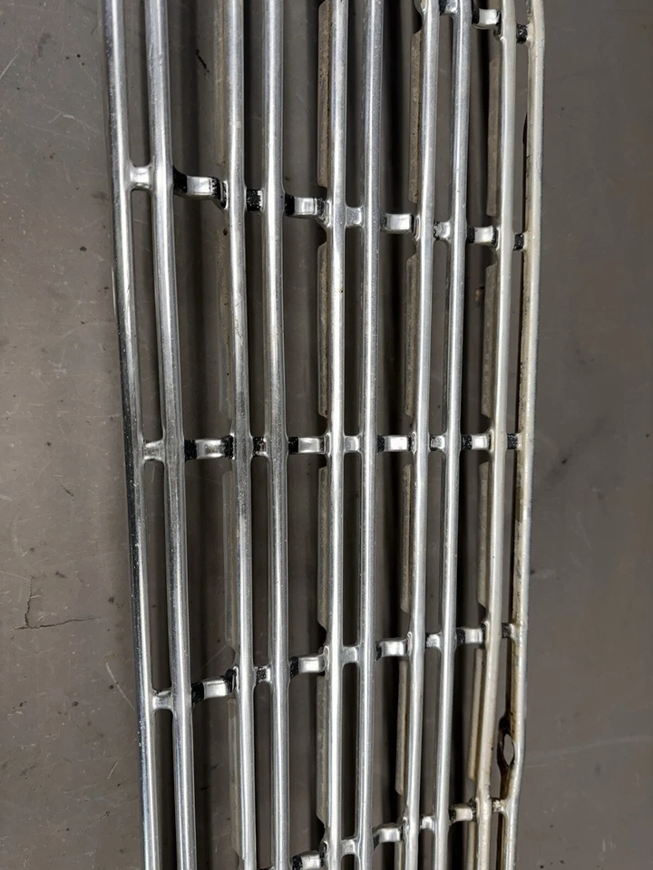 1962 Ford Galaxie grade dianteira moldura acabamento grade 500 XL LTD 500 moldura para farol - Imagem 2 de 4