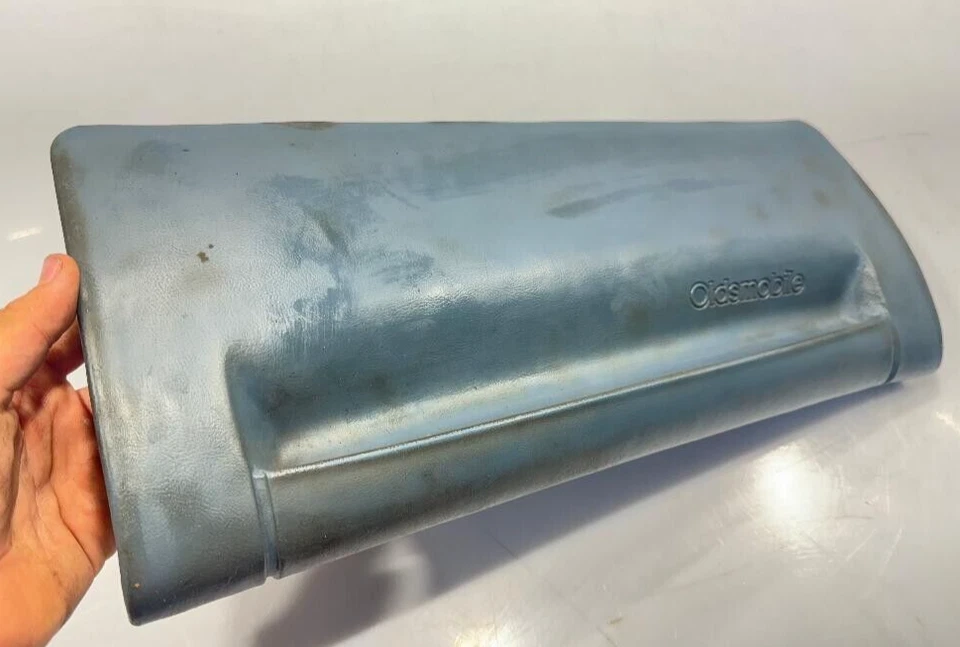 Oldsmobile Cutlass Supreme 1992-1994 4 puertas tablero superior derecho guantera puerta azul OEM Foto 2 de 4