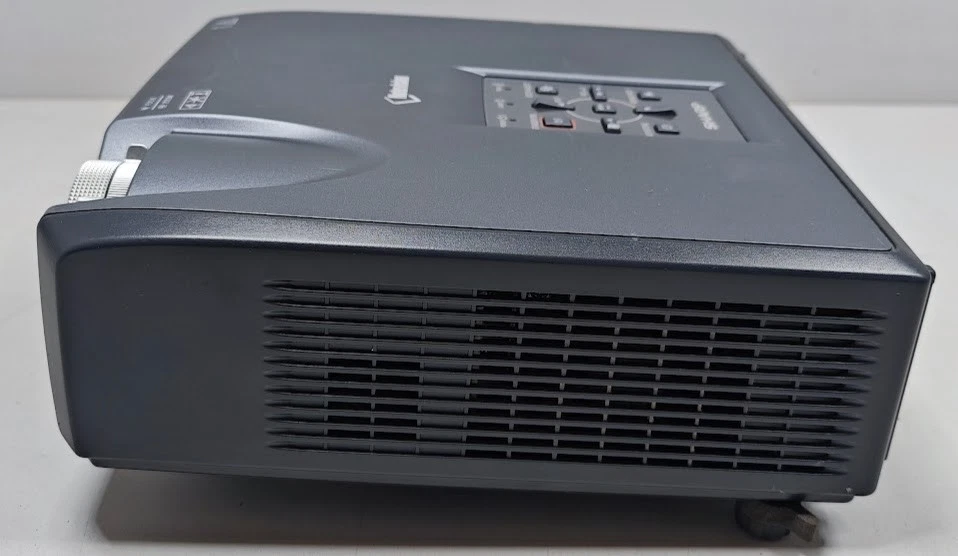 Proiettore DLP Sharp XG-F210X - Non Testato, Segni Di Usura - Immagine 4 di 4
