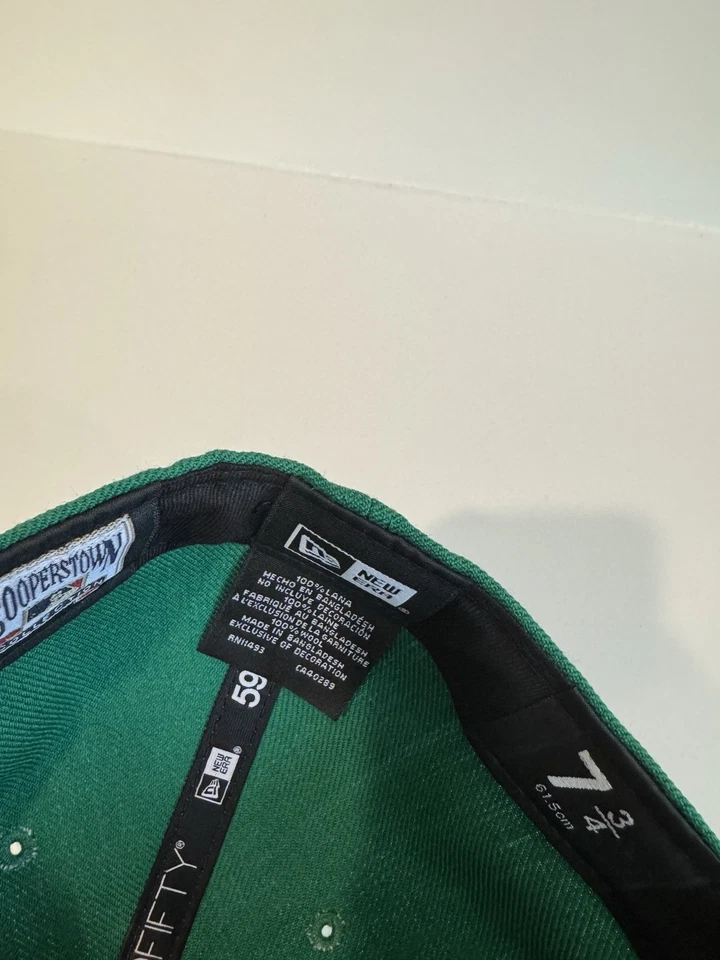 Raro Boston Braves Medias Rojas Verde New Era 59fifty Sombrero Ajustado 7 3/4 LANA NUEVO SIN ETIQUETAS Foto 4 de 4