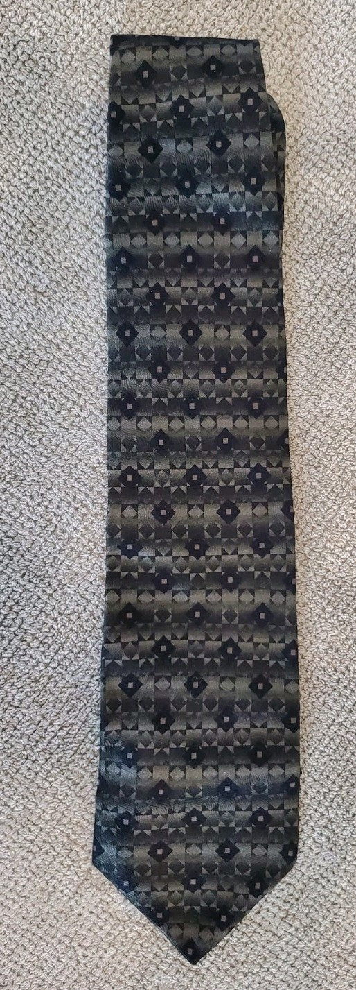 Mens Black and Gray Silk Tie New With Tags