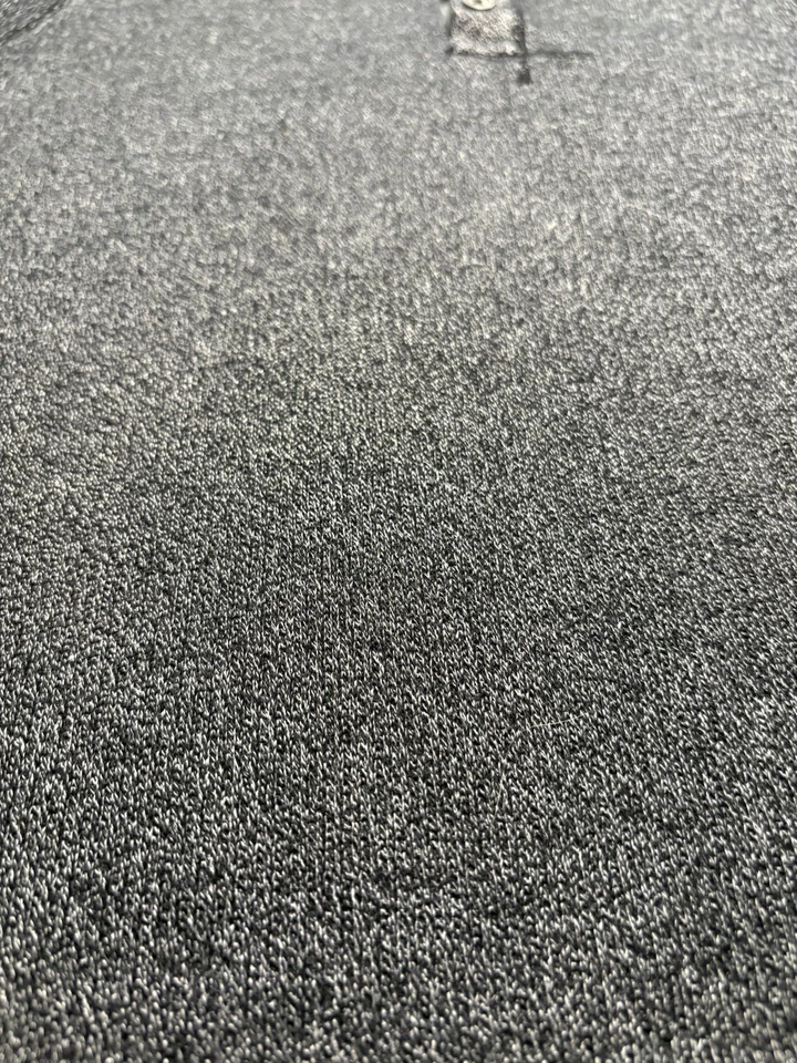 Camisa Henley Masculina Old Navy Preta Cinza Salpicada Manga Longa Malha Térmica Botão M - Imagem 2 de 4