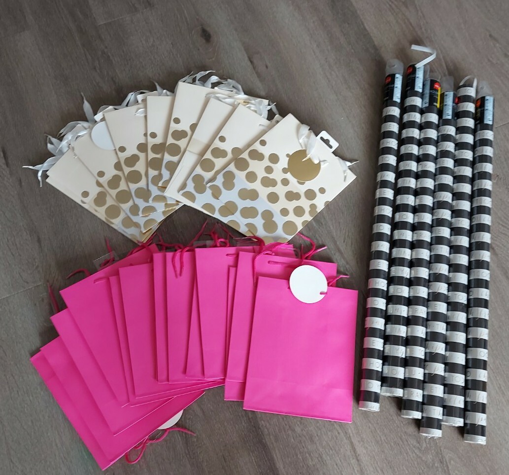 Brand New Tesco 23 Party Gift Bags Rolls Of Wrapping Paper UK