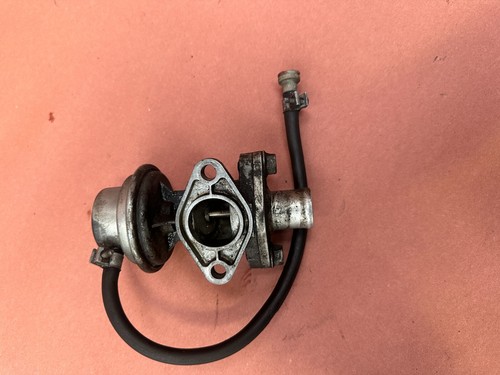 Volvo 740 GLE Turbo 2.3L Exhaust Gas EGR Valve OEM #88255 - Picture 7 of 8