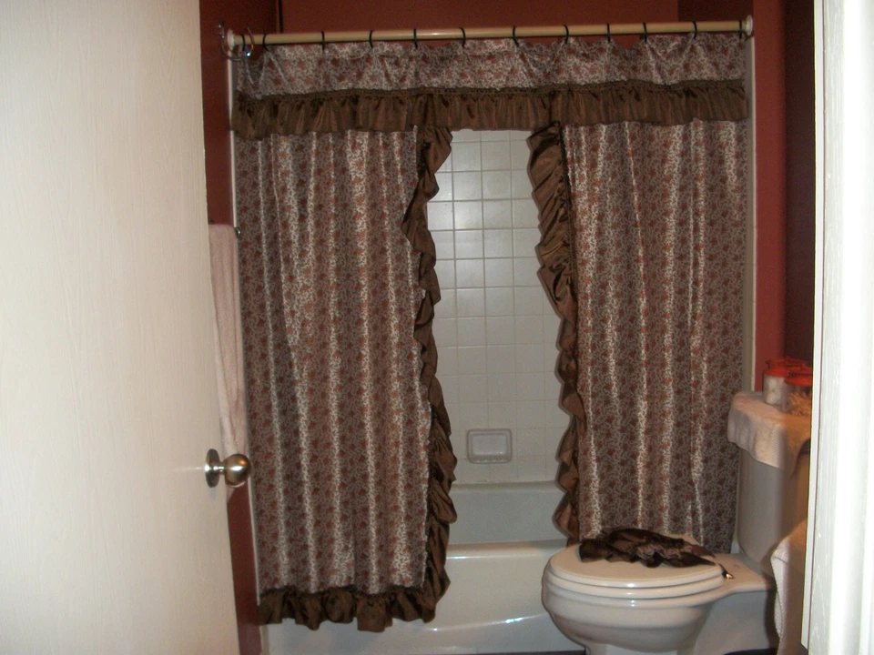Vintage "Elizabeth Gray" Double Swag Shower Curtain, Valance & Tie Backs & more! - Image 3 of 4
