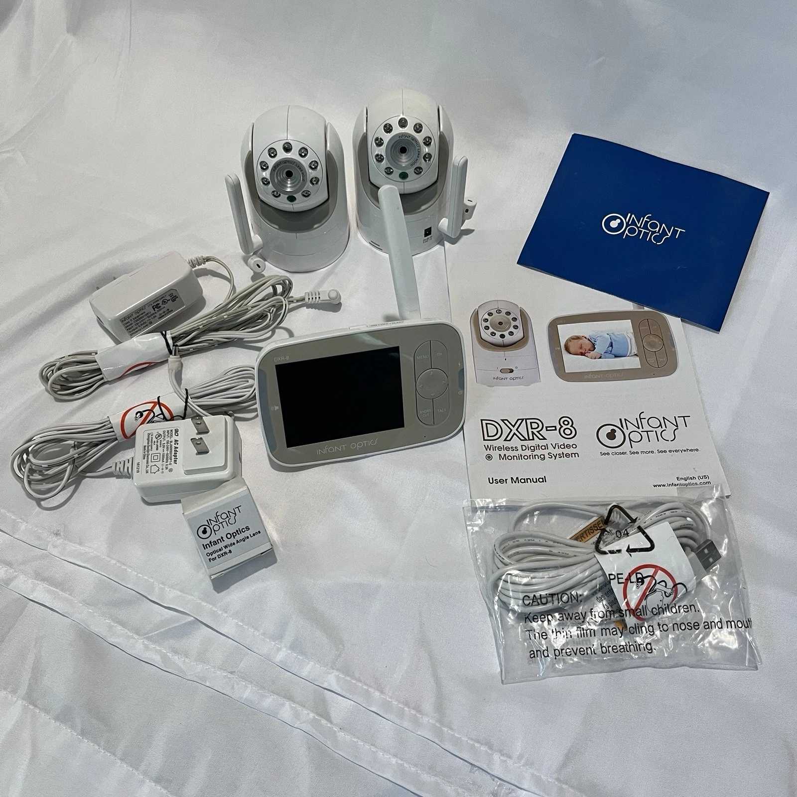 Infant Optics Wireless Digital Baby Video Monitoring System DXR-8 + 2 Cameras