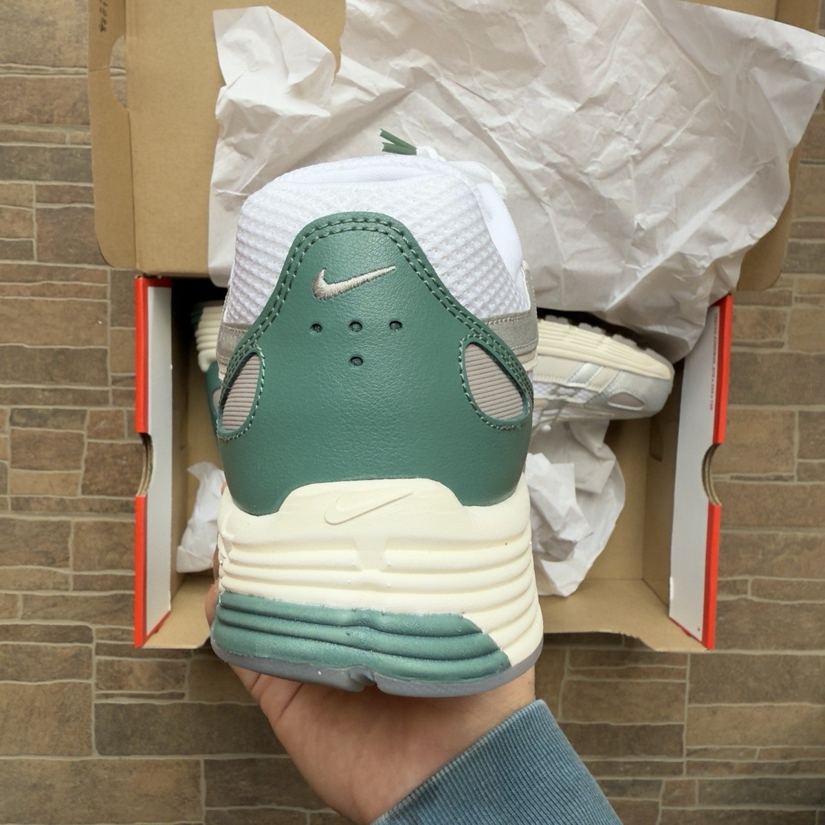 NEW Nike P-6000 Premium Men's Sz US 15 UK 14 'Light Bone