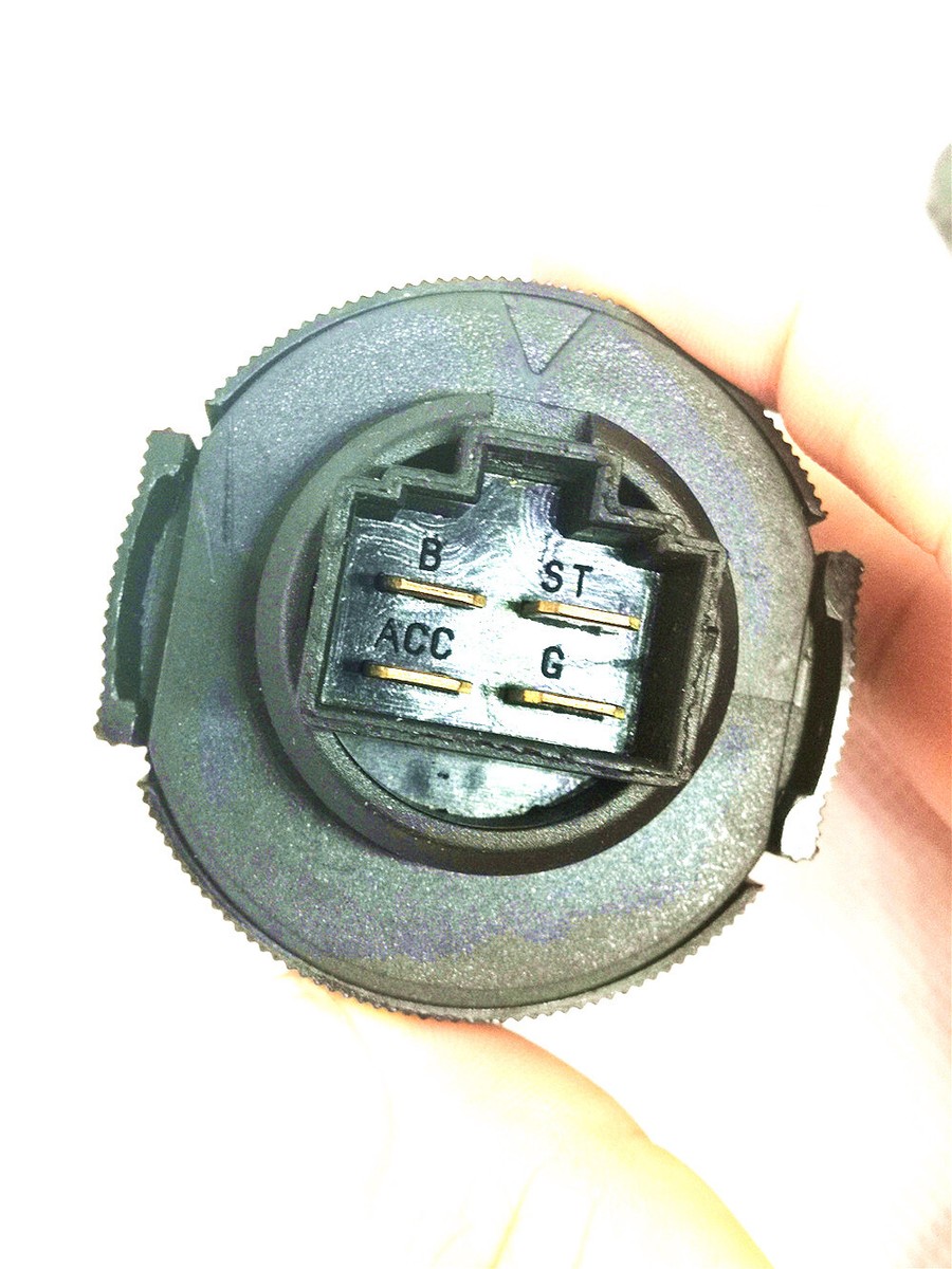 Ignition Switch K7571-62112 for Kubota Tractor RTV500 RTV900