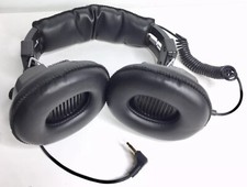 RadioShack Full Size Closed Cup Stereo Headphones 20-516 H/S