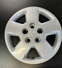DODGE CALIBER HUBCAP - GENUINE FACTORY ORIGINAL  (2007-2009)