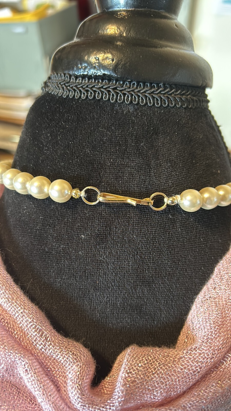 Iridescent Shell Statement Necklace Silvertone Be… - image 2