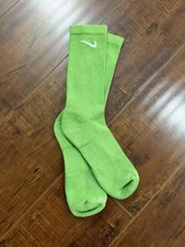 1 Pair Nike Everyday Plus Crew Socks Green Mens Medium Size Ships Free
