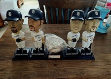 2002 San Diego Padres Collectors Series Bobble heads Full Set W/ Stand & Ball