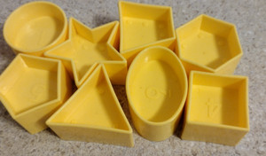 Tupperware Shape O Ball Replacement Shape Sorter Blocks Yellow Lot *8 Star Octo