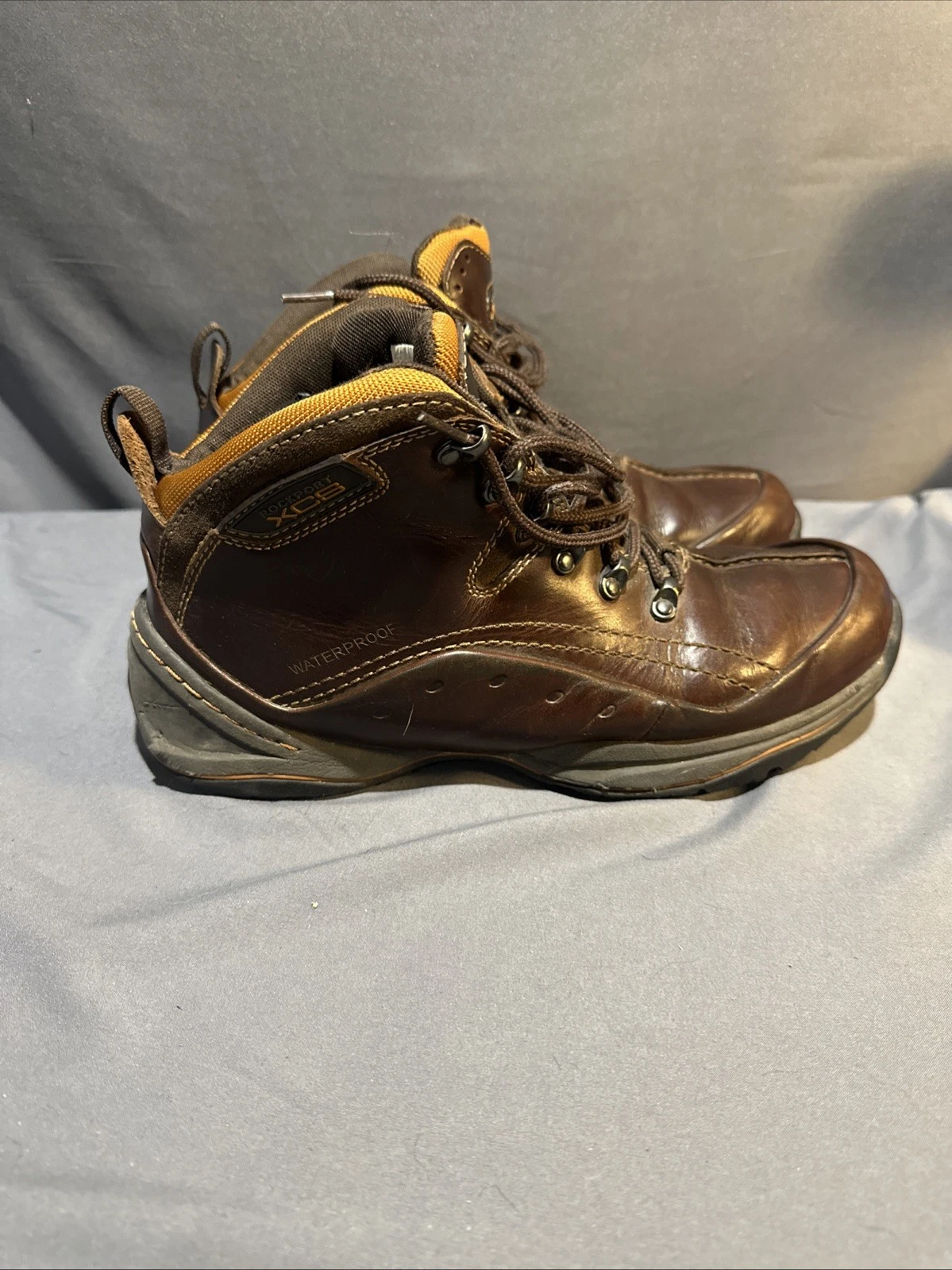 Men's Rockport XCS hiking boots in brown leather Size 9 1/2 Has 411