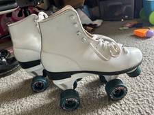 Leather Roller Derby Roller Star Freestyle 8 Quad Skates White RARE Green Wheels
