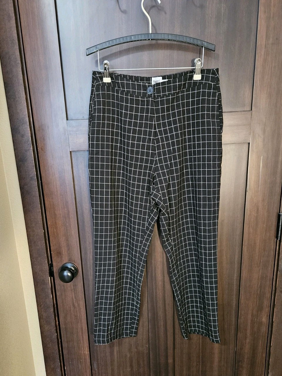 EUC Women's Princess Polly Plaid Dress Pants Slacks Stretch Black & White Size 8