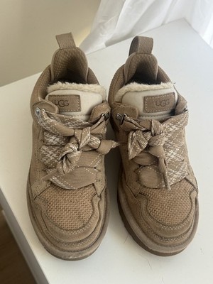 UGG Lowmel Sneaker Boots   Women s Size 5   Sand Suede   Pre-Owned