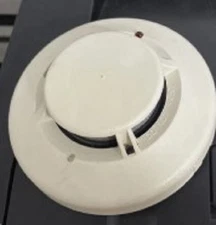 SYSTEM SENSOR 2112/24 PHOTOELECTRIC DETECTOR