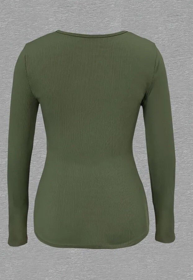 Zich Size M US Size 6 Ribbed Scoop Neck Snap Front Long