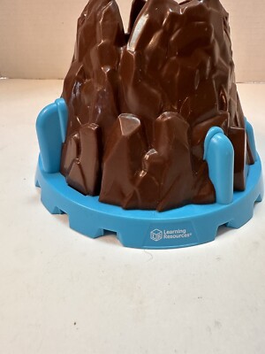 Learning Resources Beaker Creatures Bubbling Volcano Not Complete Set