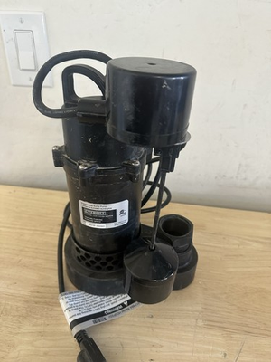 #ad Everbilt 1 3 HP Aluminum Sump Pump Submersible Vertical Switch HDSP33V $49.99