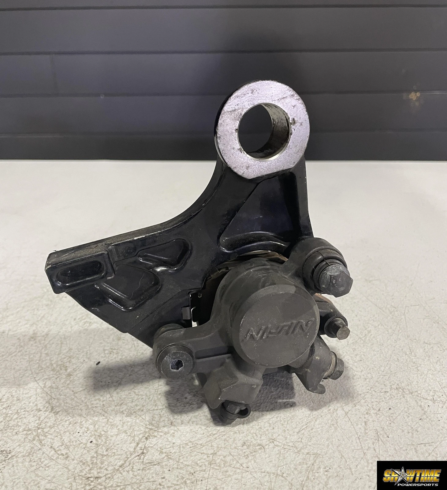 05-06 HONDA CBR600RR REAR BACK BRAKE CALIPER W MOUNT BRACKET