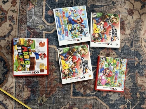 Nintendo 3DS  Game Lot 5 - 3D Land Smash Bros Star Rush Island Tour