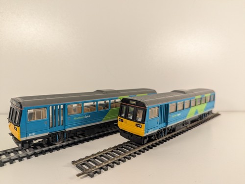 Hornby R2161 OO Class 142 142074 Northern Spirit DMU | Zustand: Used