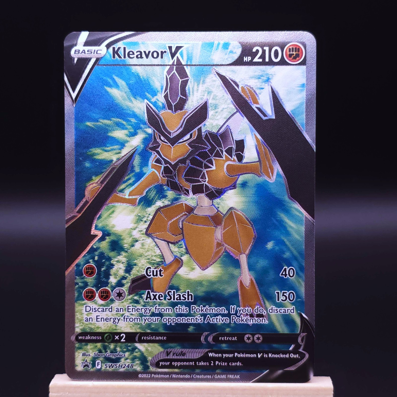 Kleavor V  - SWSH248 Full Art Holo (SWSH: Sword & Shield Promo) NM - Pokemon TCG