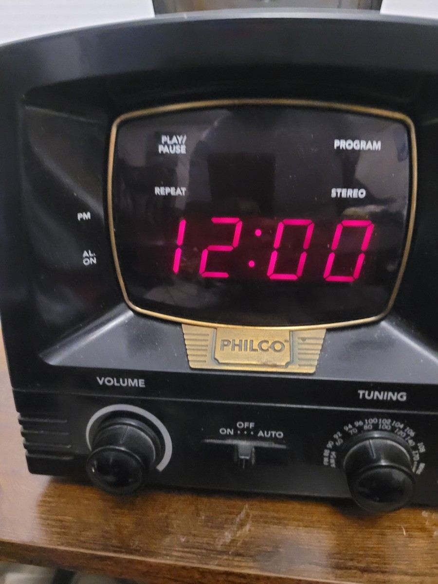 Philco Vintage TV Shaped Clock AM/FM,CD, Radio Alarm LED Display