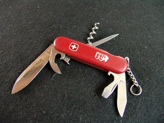 WENGER ADIRONDACK-LOCKING-RETIRED-REI-SWISS ARMY KNIFE-EXCELLENT
