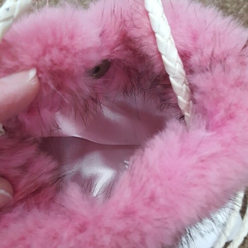 Gestrickte Nerz Pelz Umhängetasche/Geldbörse mit Lederriemen - verschiedene Farben - Bild 4 von 8